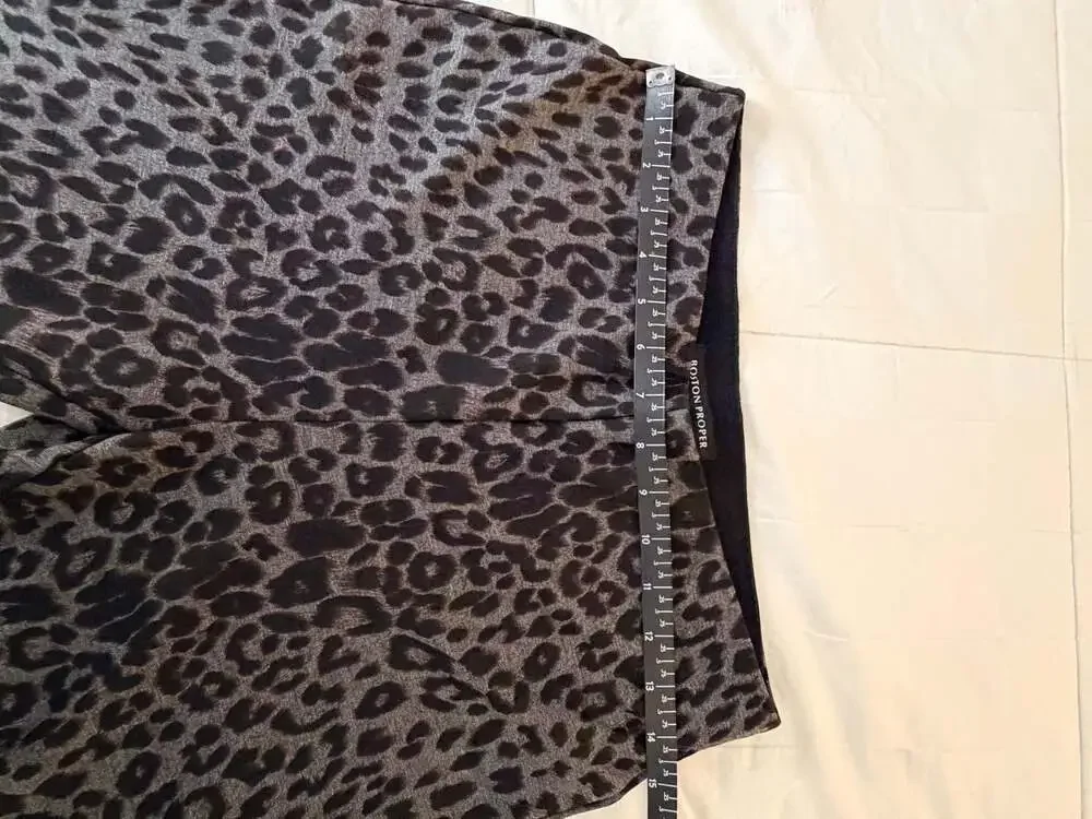 Boston Proper Gray & Black Leopard Print Leggings | Size S